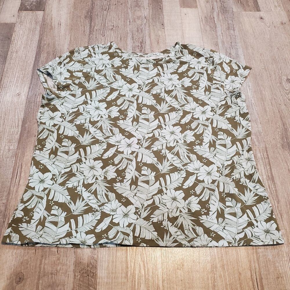 Anybody xl womens floral tee